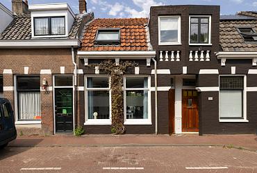 9ed6d32e21efa173af192f4a2865ba1b