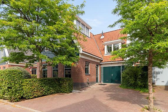Bavinkhof 8