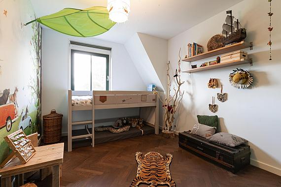 Salonrijtuigstraat 1