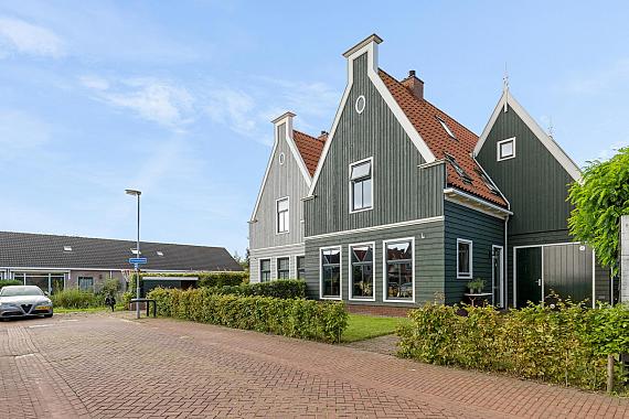 Salonrijtuigstraat 1