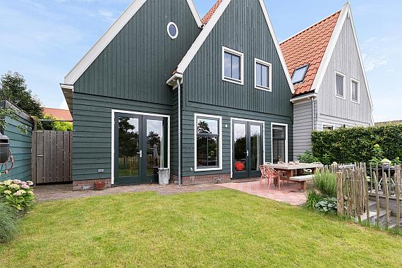 Salonrijtuigstraat 1