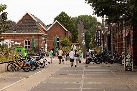 Haarlemmerweg 577 1