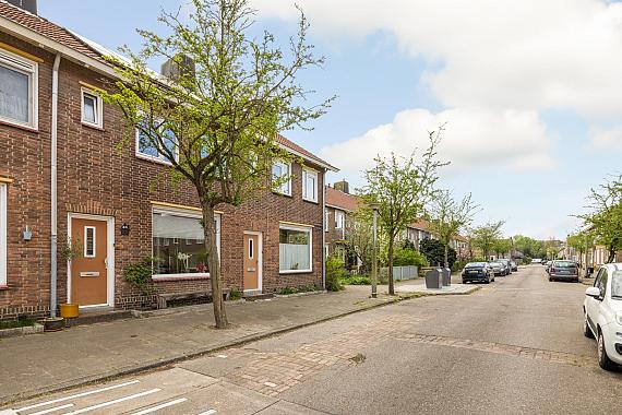 Medemblikstraat 44