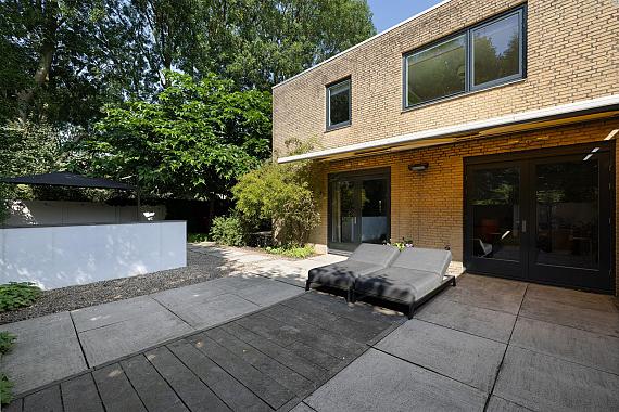 De Roos van Dekama 1