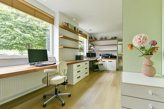 De Roos van Dekama 1