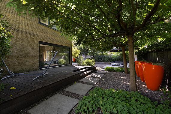 De Roos van Dekama 1