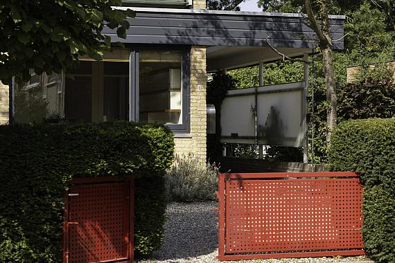 De Roos van Dekama 1