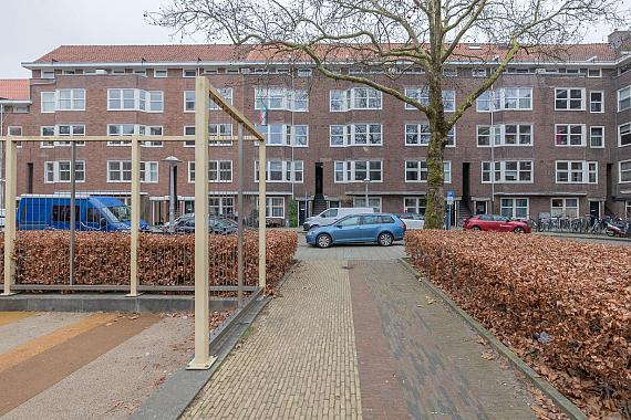 Pieter van der Doesstraat 42 2