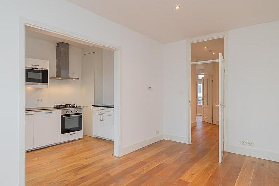 Pieter van der Doesstraat 42 2