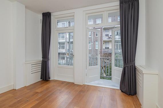 Pieter van der Doesstraat 42 2