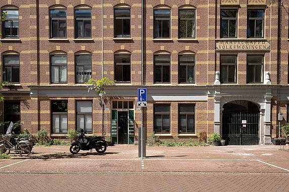 Van Houweningenstraat 64 1