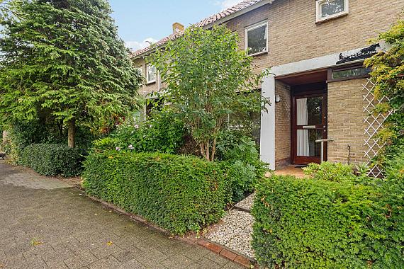 Burgemeester Bickerstraat 57