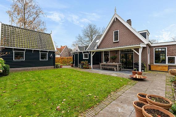 Dorpsstraat 9