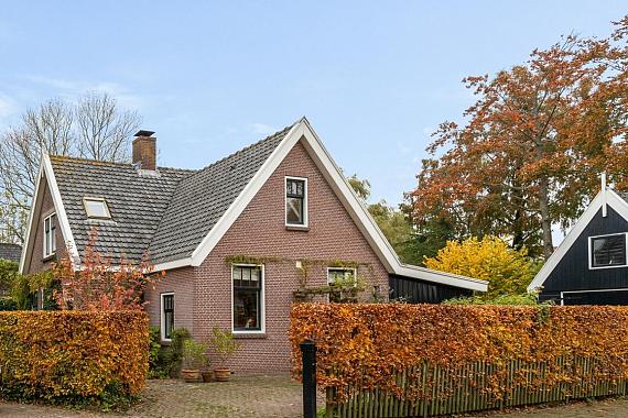 Dorpsstraat 9