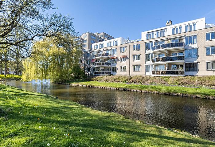 38da2c2ec24309ad064fff6a868c6805